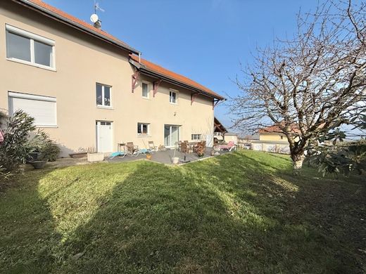 Casa di lusso a Chevrier, Alta Savoia