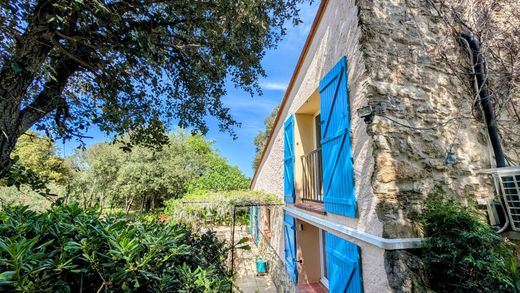 ﻓﻴﻼ ﻓﻲ la Roca d'Albera, Pyrénées-Orientales