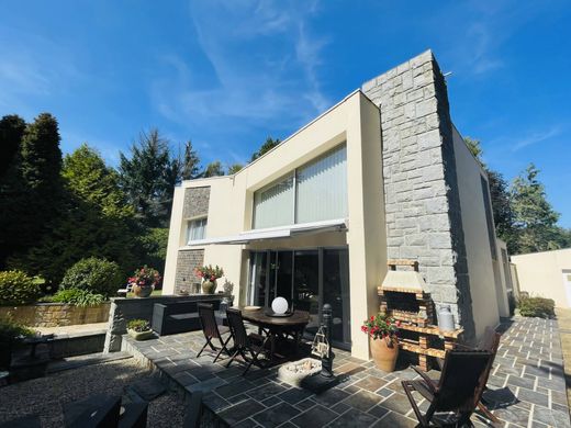 منزل ﻓﻲ لانيون, Côtes-d'Armor