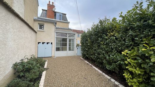 Appartamento a Beaune, Cote d'Or