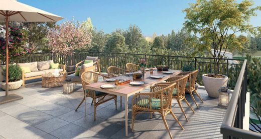 아파트 / L'Haÿ-les-Roses, Val-de-Marne