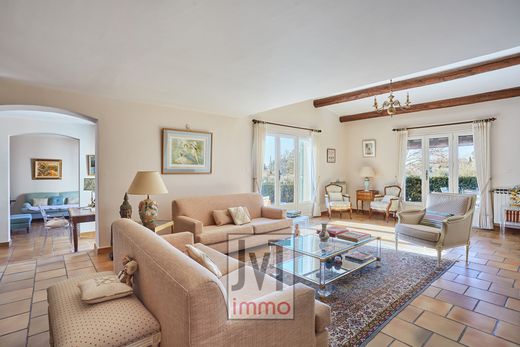 エクス＝アン＝プロヴァンス, Bouches-du-Rhôneのヴィラ