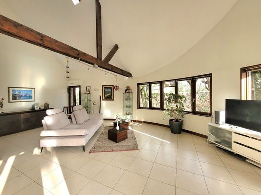 Luxury home in Saint-Grégoire, Ille-et-Vilaine