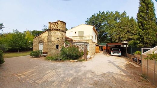 Luxury home in Carpentras, Vaucluse