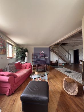 Элитный дом, Valserhône, Ain