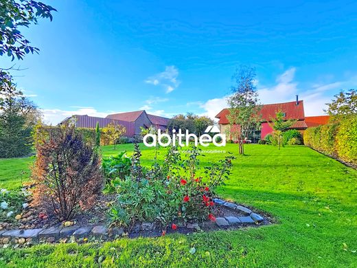 Hendecourt-lès-Ransart, Pas-de-Calaisの高級住宅