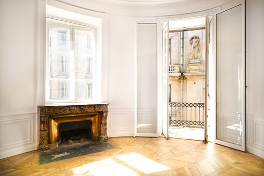 Apartment in Bordeaux, Gironde