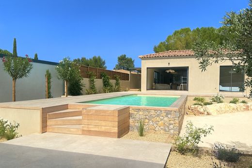 Villa in Garrigues-Sainte-Eulalie, Gard