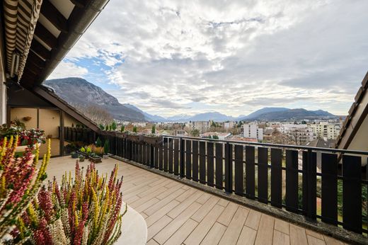 Apartment in Annecy-le-Vieux, Haute-Savoie