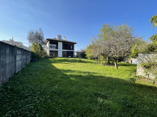 Luxus-Haus in Caudéran, Gironde