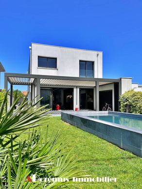 منزل ﻓﻲ Bruges, Gironde