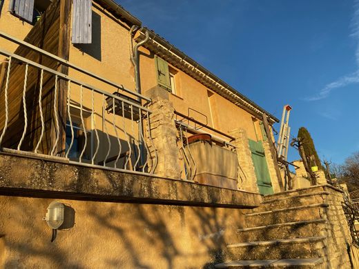 Luxe woning in Forcalquier, Alpes-de-Haute-Provence