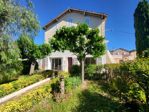 Luxus-Haus in Toulon, Var