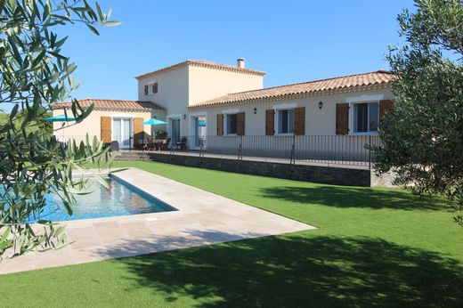 Portal Et Pio Immobilier, Nîmes | LuxuryEstate.com