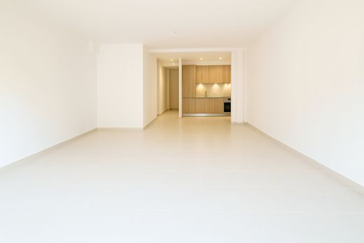 Apartment in Mouans-Sartoux, Alpes-Maritimes