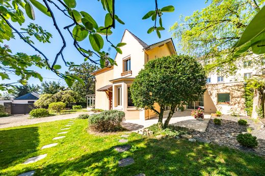 Luxury home in Dijon, Cote d'Or