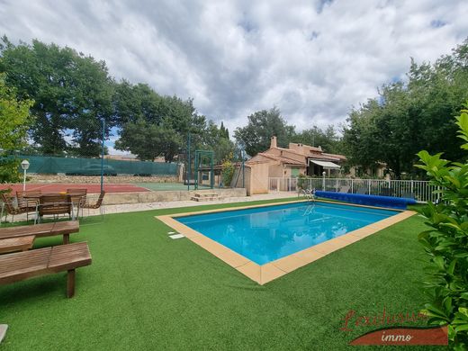 Luxe woning in Régusse, Var