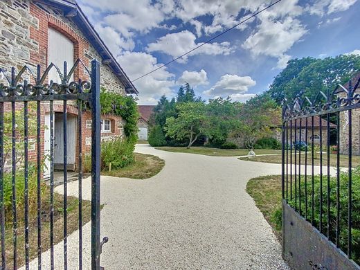 Элитный дом, Bussière-Galant, Haute-Vienne