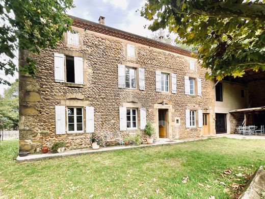 Châteauneuf-de-Galaure, Drômeの高級住宅