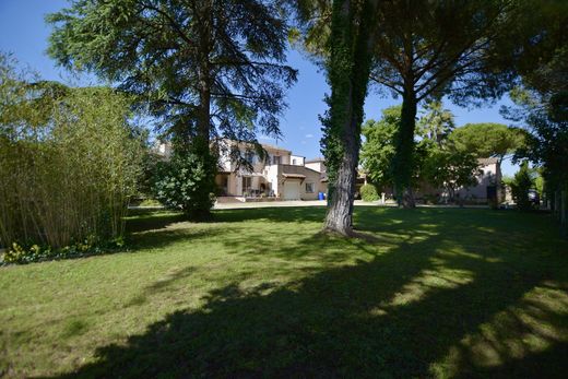 豪宅  Aimargues, Gard