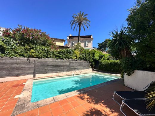 Appartement à Le Cannet, Alpes-Maritimes