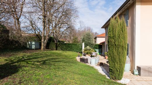 Maison de luxe à Francheville, Rhône