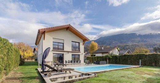 Villa a Vaulnaveys-le-Haut, Isère