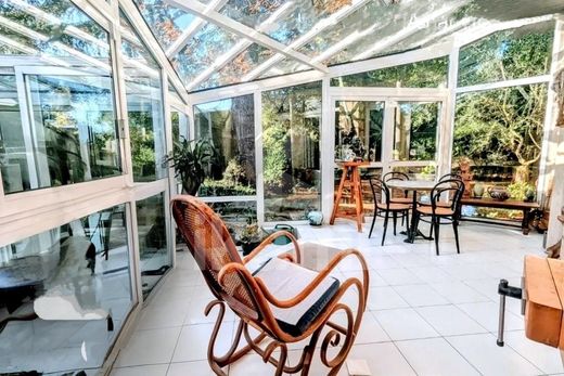 Casa di lusso a Saulx-les-Chartreux, Essonne
