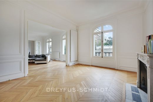 Apartament w La Muette, Auteuil, Porte Dauphine, Paris