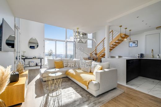 Apartment in Asnières-sur-Seine, Hauts-de-Seine