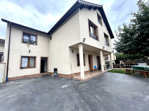 Casa di lusso a Le Blanc-Mesnil, Seine-Saint-Denis