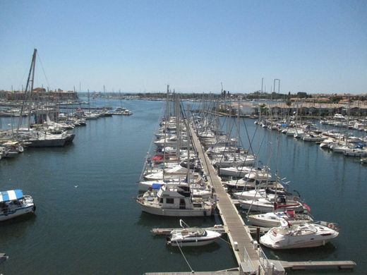 Duplex in Le Cap D'Agde, Hérault