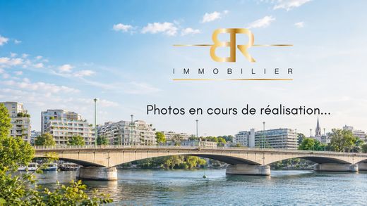 Apartment in Suresnes, Hauts-de-Seine