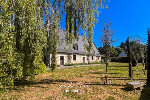 Luxury home in Saint-Cyr-sur-Loire, Indre and Loire