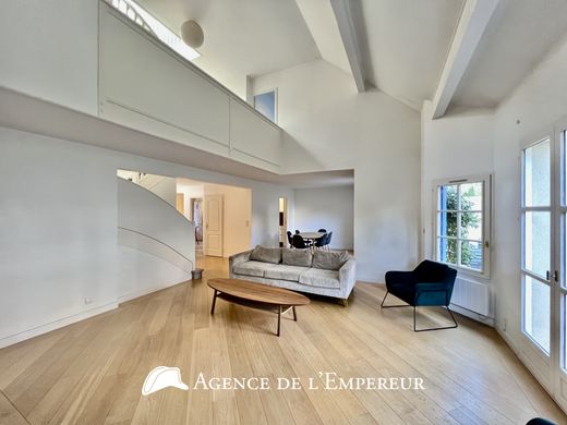 Luxury home in Rueil-Malmaison, Hauts-de-Seine