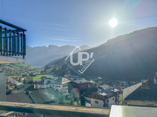 Le Grand-Bornand, Haute-Savoieのアパートメント