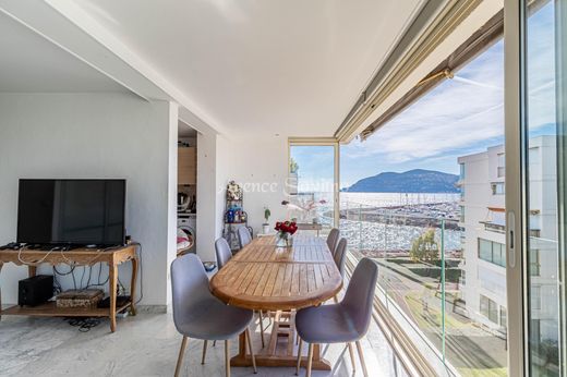 Appartement in Mandelieu-la-Napoule, Alpes-Maritimes