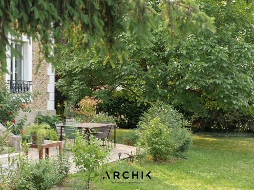 Casa de lujo en Mennecy, Essonne