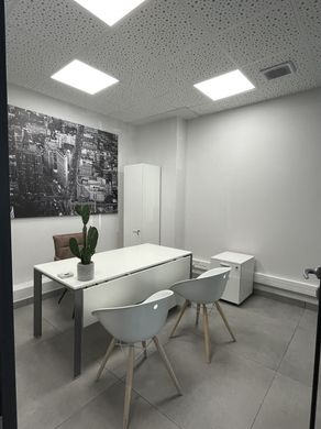 Biuro w Valence, Drôme