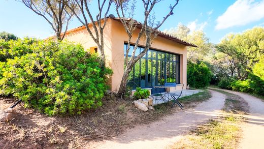 ﻓﻴﻼ ﻓﻲ Figari, South Corsica