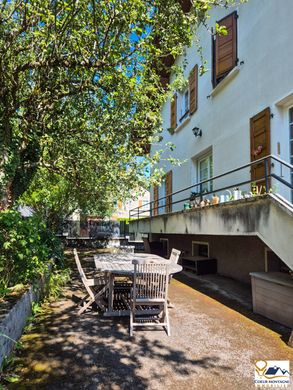 Casa di lusso a Scionzier, Alta Savoia