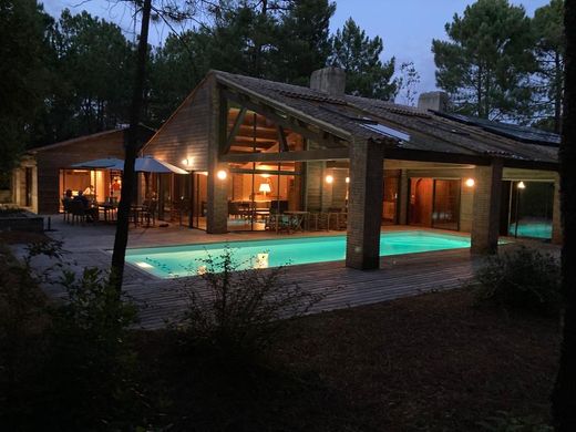 Luxury home in Saint-Jean-de-Monts, Vendée