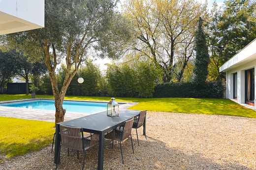 منزل ﻓﻲ Bruges, Gironde