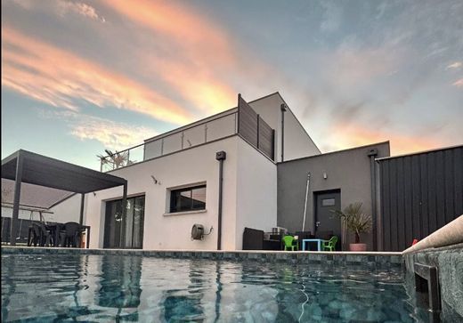 Luxe woning in Chambray-lès-Tours, Indre-et-Loire