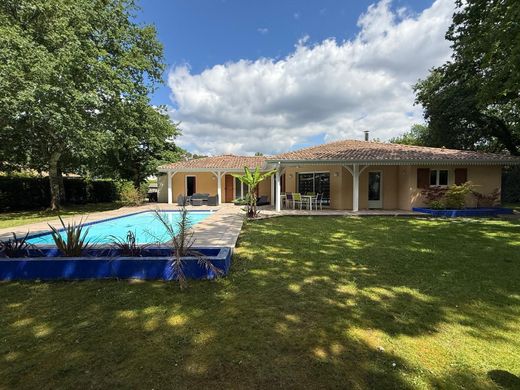 Maison de luxe à Lugos, Gironde
