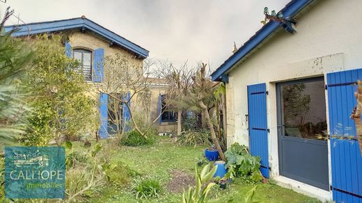 豪宅  Margaux, Gironde