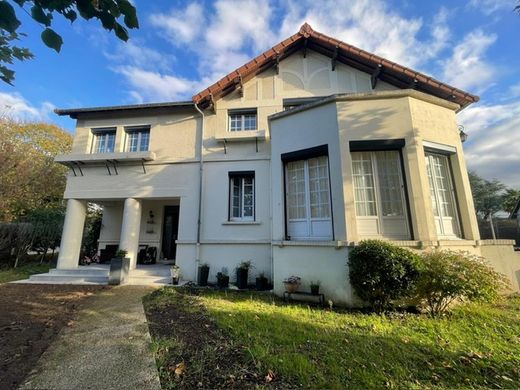 Элитный дом, Freneuse, Yvelines