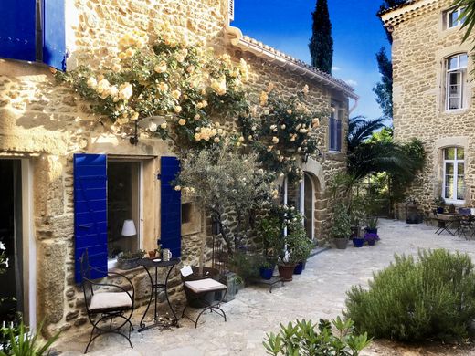 Luxury home in Suze-la-Rousse, Drôme