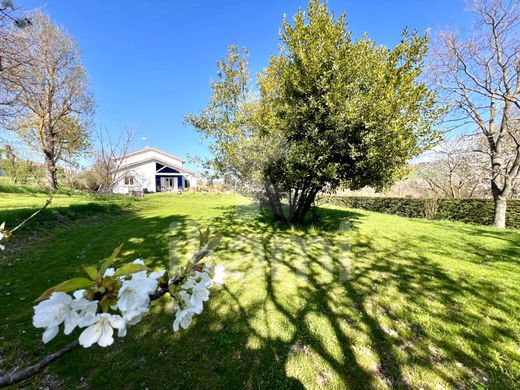 Lüks ev Margès, Drôme