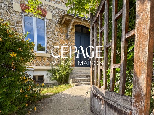 Luxus-Haus in Verzy, Marne